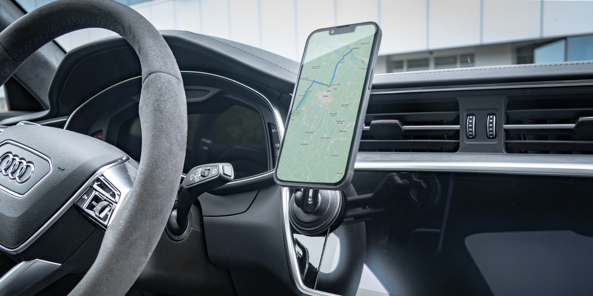 Supporto cellulare auto magnetico con braccio orientabile e ripiegabile 91794_G_01.jpg