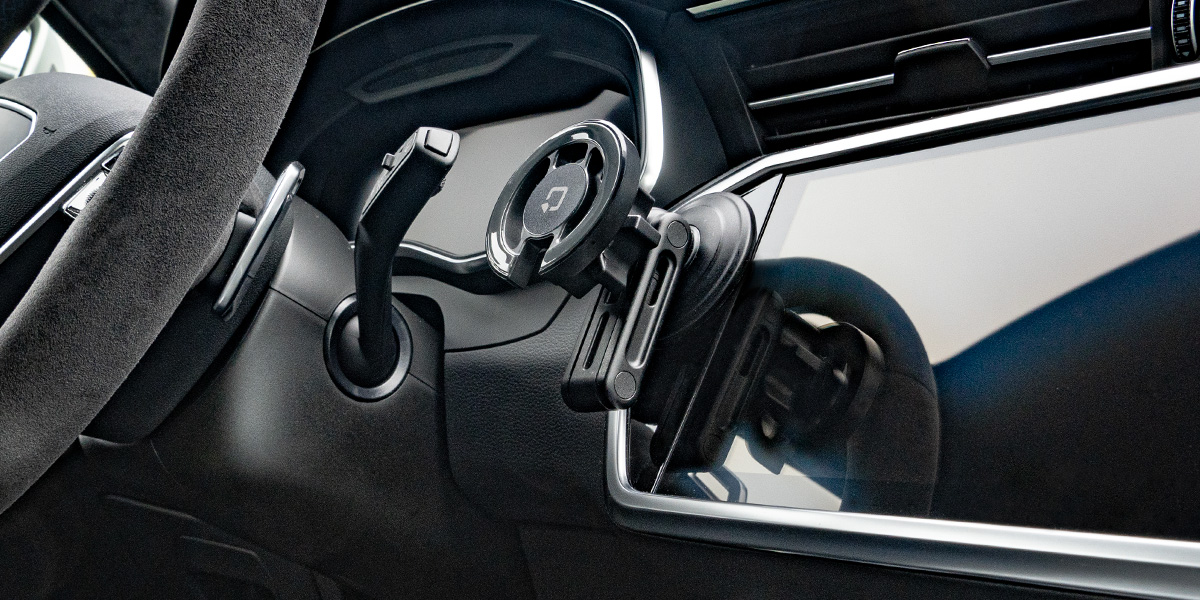 Supporto cellulare auto magnetico con braccio orientabile e ripiegabile 91794_G_04.jpg