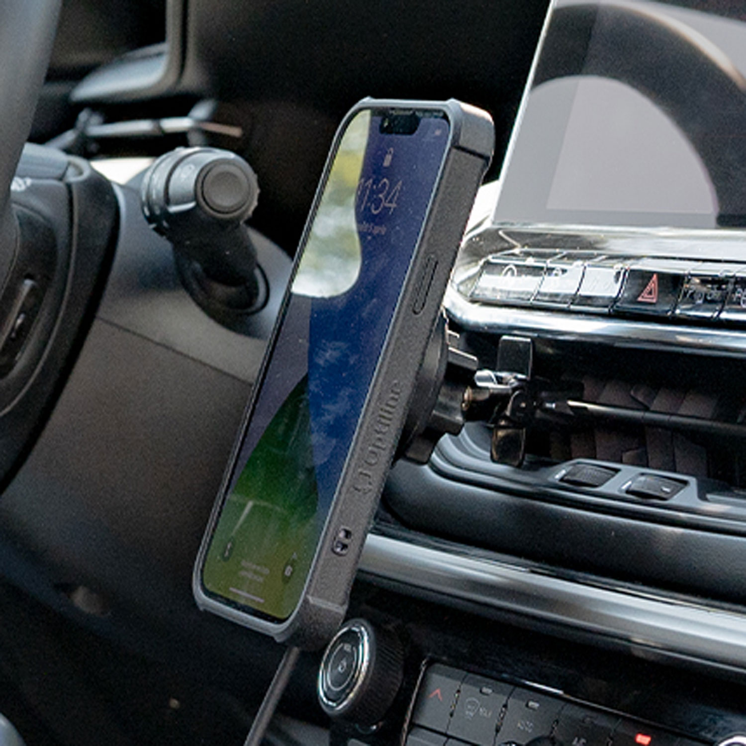 Custodia Duolock e MagSafe iPhone 13 / 14 / 15 auto
